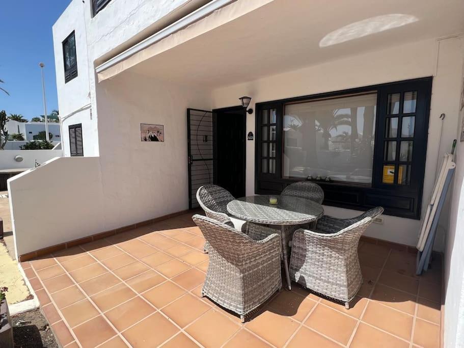 Casa Mo, 2 Bedroom Apartment Close To The Beach Puerto del Carmen  Bagian luar foto